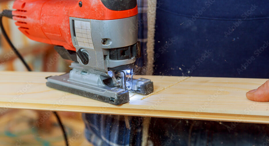 Choosing The Right Jigsaw Machine For Your Needs
