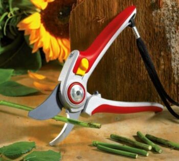 WOLF-Garten 73AFA006650 Professional Bypass Pruner with 30° Cutting Angle Joints