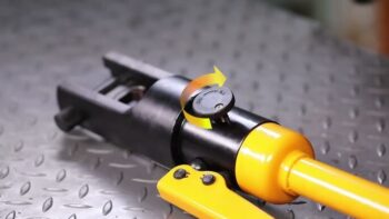 Ingco (HHCT01240)18 mm Hydraulic Crimping Tool With Crimping Dies, 70 KN Force & 16-240 mm² Crimping Range