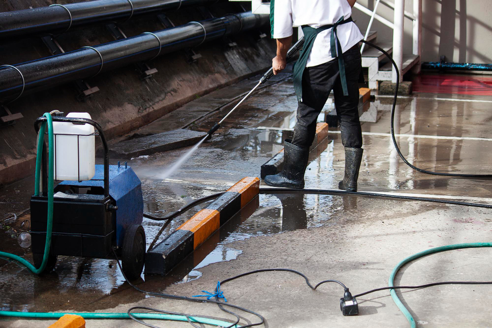 Commercial high-pressure washer